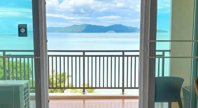 Royal Hill Satun Hotel