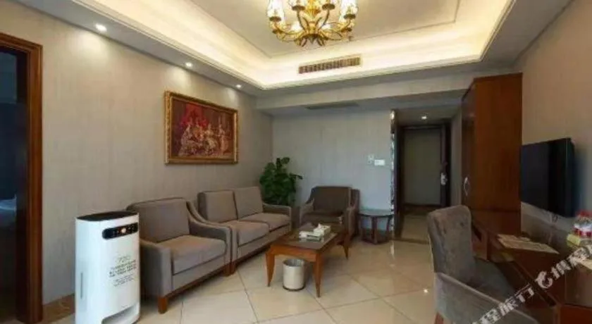 Vienna International Hotel Nanning Railway Station Mingxiu Road Metro Station