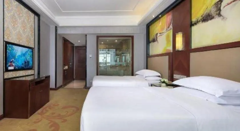 Bed in Vienna International Hotel Nanning Railway Station Mingxiu Road Metro Station