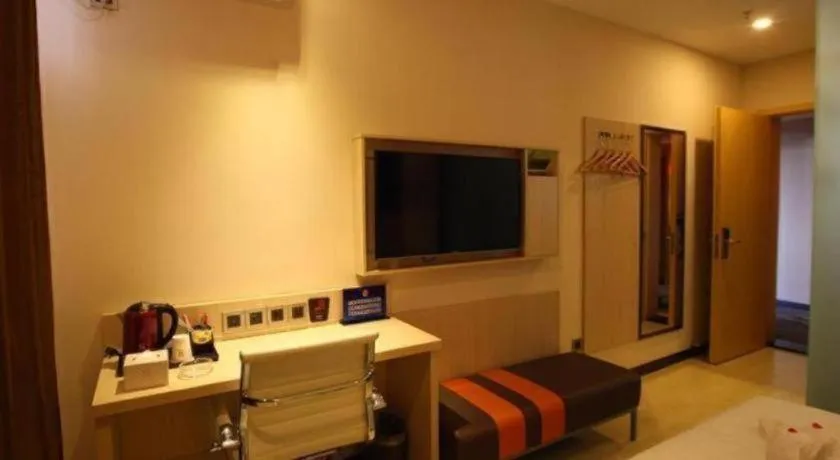 Bed in 7 Days Premium Beijing Dabaotai Metro Station Luhua Road