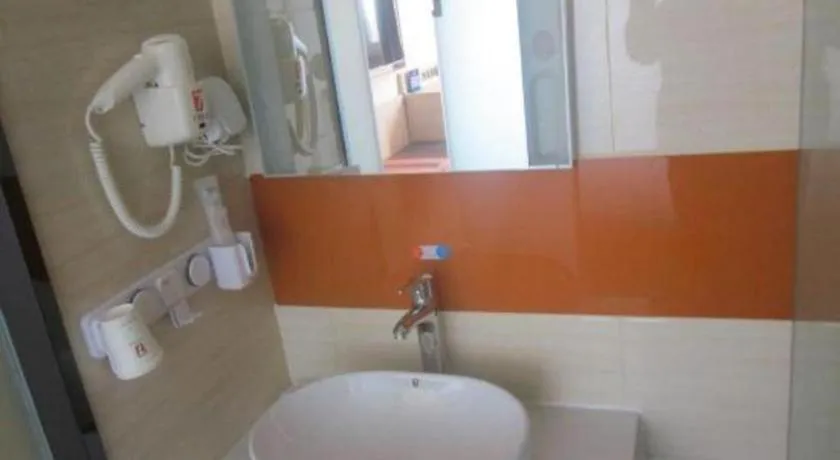 7 Days Premium Beijing Dabaotai Metro Station Luhua Road