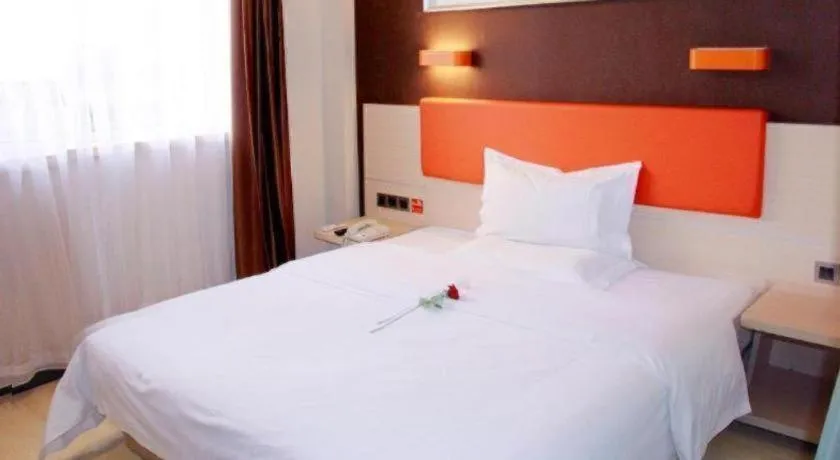 Bed in 7 Days Premium Beijing Dabaotai Metro Station Luhua Road