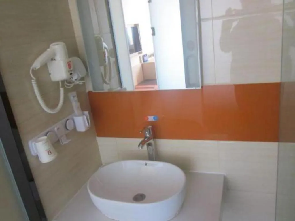 7 Days Premium Beijing Dabaotai Metro Station Luhua Road