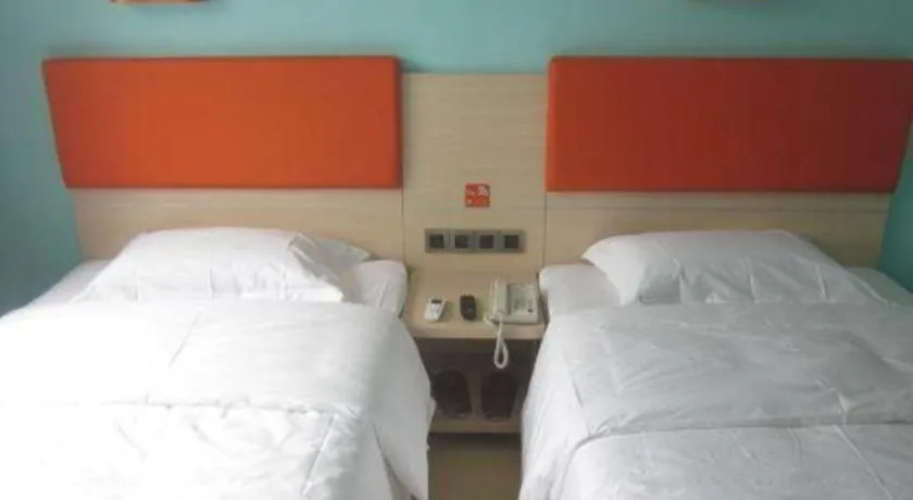 Bed in 7 Days Premium Beijing Dabaotai Metro Station Luhua Road