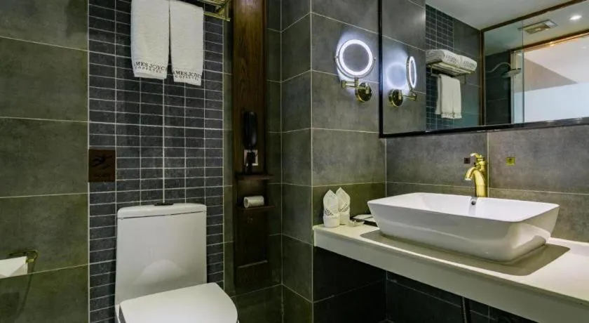 James Joyce Coffetel Chengdu Jianshe Road Dongjiao Jiyi Square