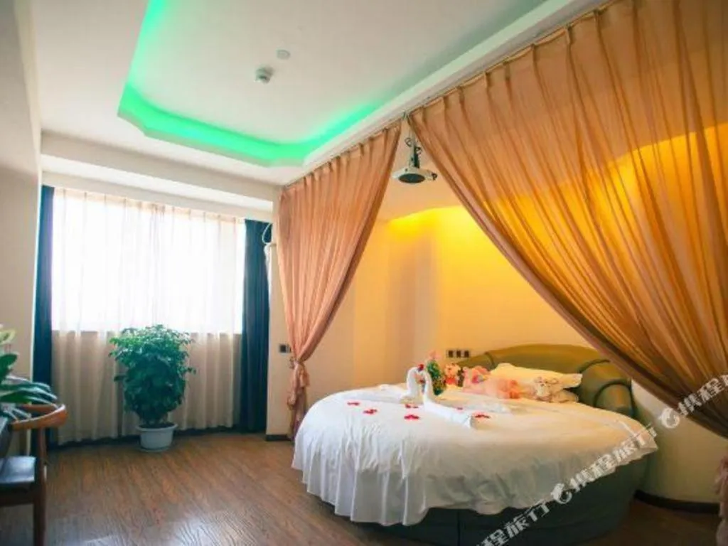 Bed in James Joyce Coffetel Chengdu Jianshe Road Dongjiao Jiyi Square