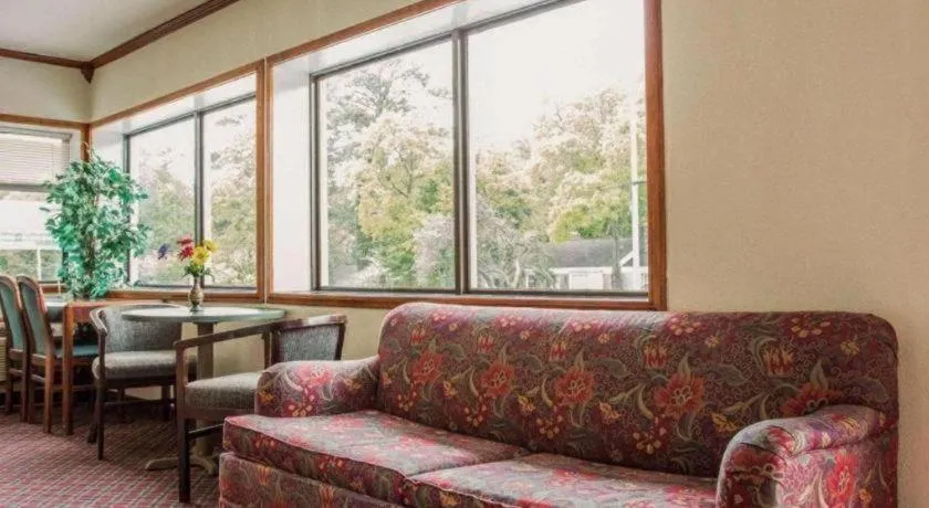 Econo Lodge Columbia Fort Jackson