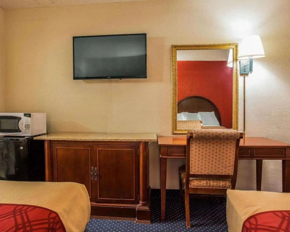 Econo Lodge Columbia Fort Jackson