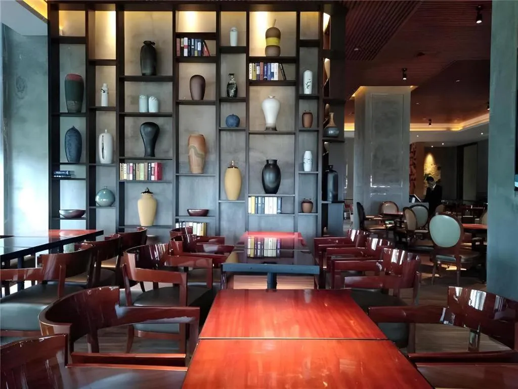 Laibor international hotel