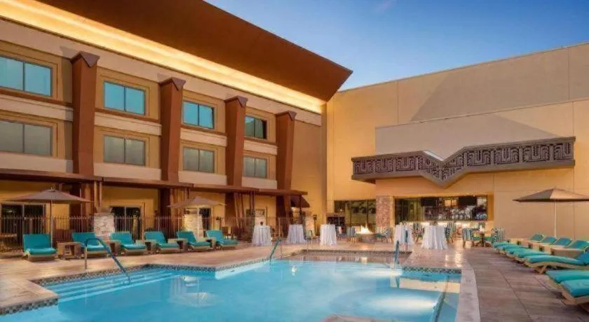 Vee Quiva Hotel & Casino