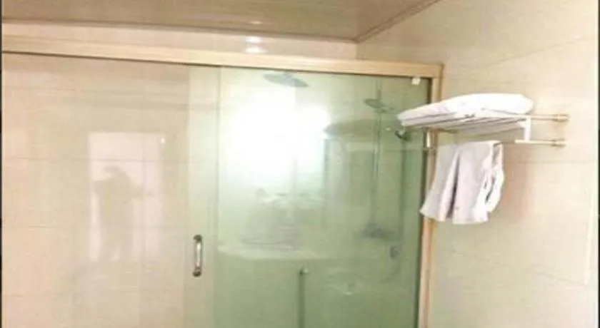 GreenTree Inn Shangrao Qianshan hekou old town Xinjiang longting shell hotel