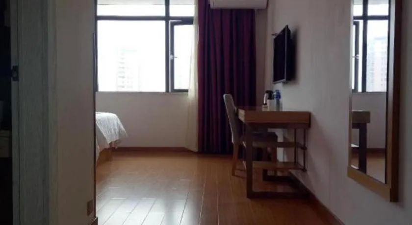 Bed in GreenTree Inn Shangrao Qianshan hekou old town Xinjiang longting shell hotel