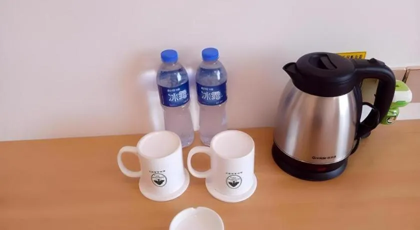 GreenTree Inn Shangrao Qianshan hekou old town Xinjiang longting shell hotel