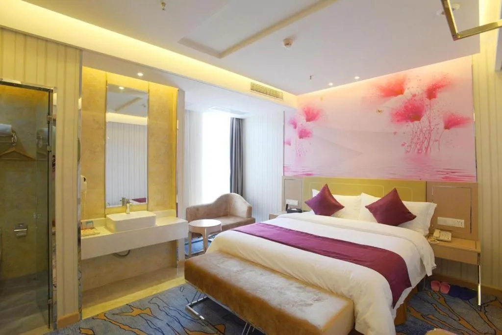 Bed in Crystal Love There Hotel