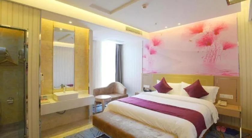 Bed in Crystal Love There Hotel