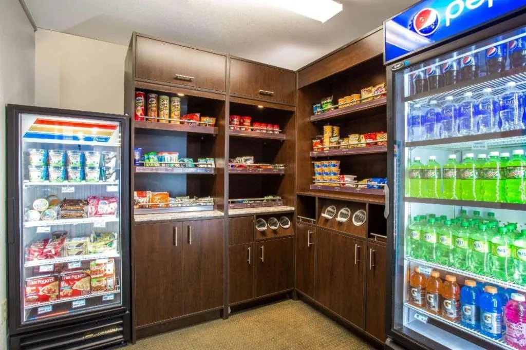 Hawthorn Suites by Wyndham Tempe/Mesa/Phoenix Area