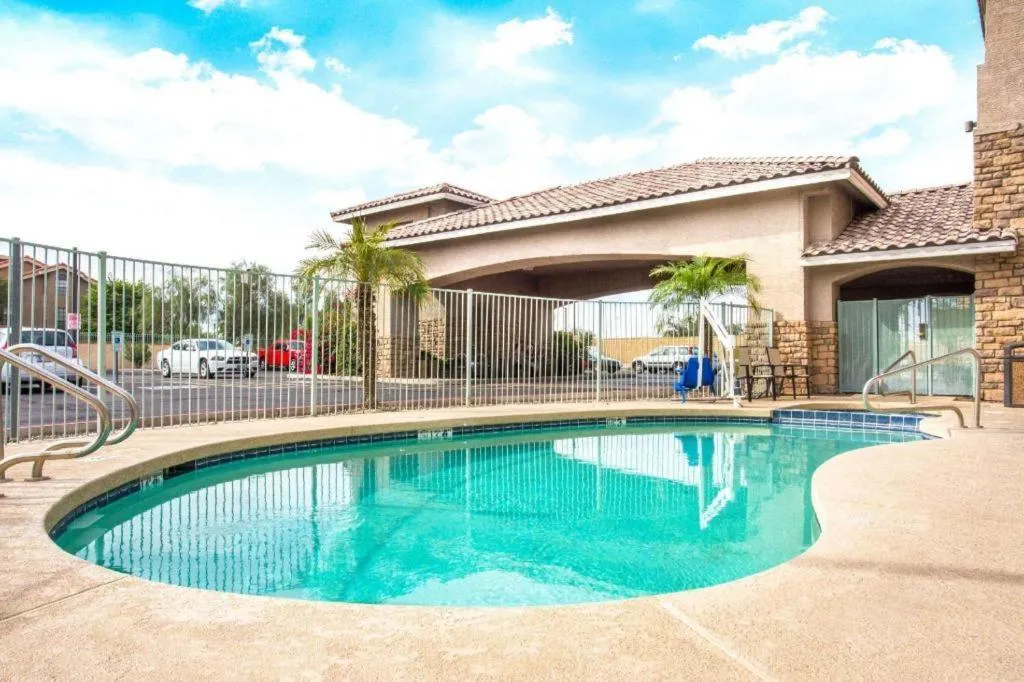 Hawthorn Suites by Wyndham Tempe/Mesa/Phoenix Area