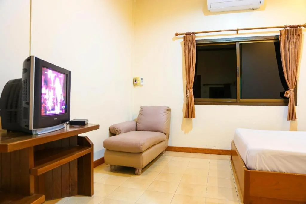 Bed in TAWANCHAY HOTEL PHATTHALUNG