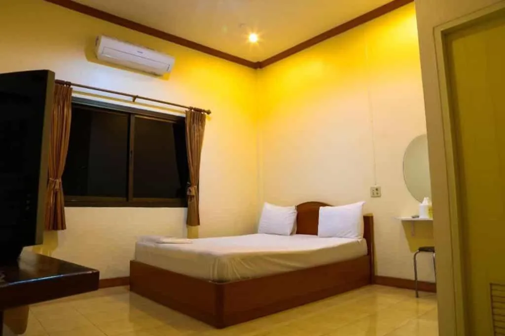 Bed in TAWANCHAY HOTEL PHATTHALUNG