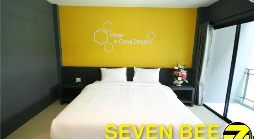 Bed in Seven bee boutique hotel