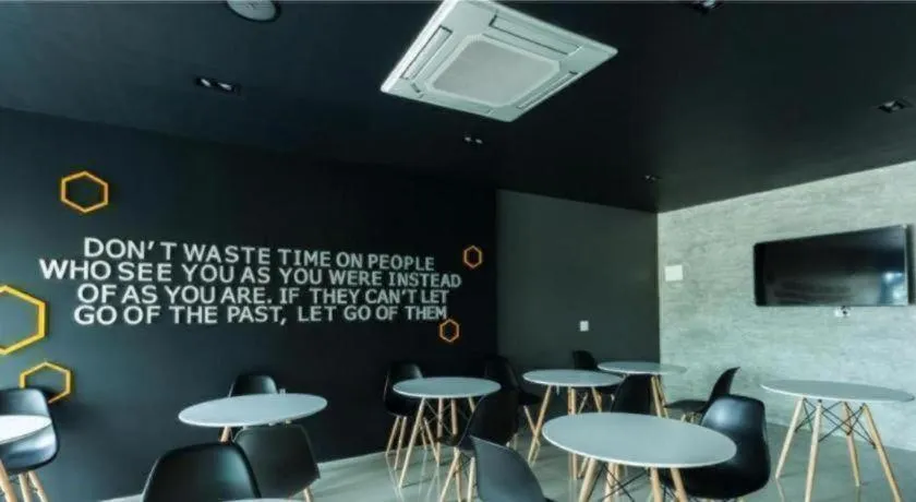 Seven bee boutique hotel