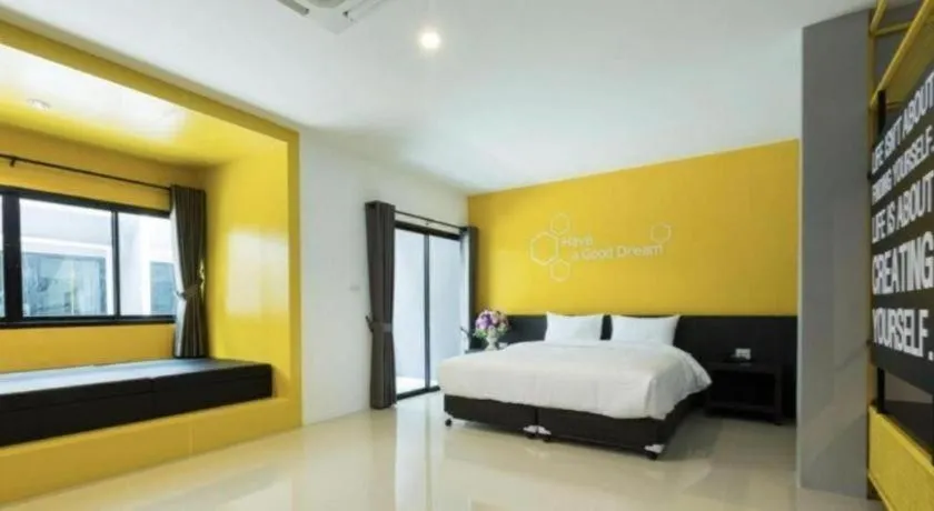 Bed in Seven bee boutique hotel