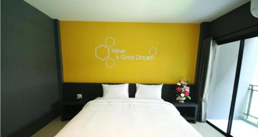 Bed in Seven bee boutique hotel