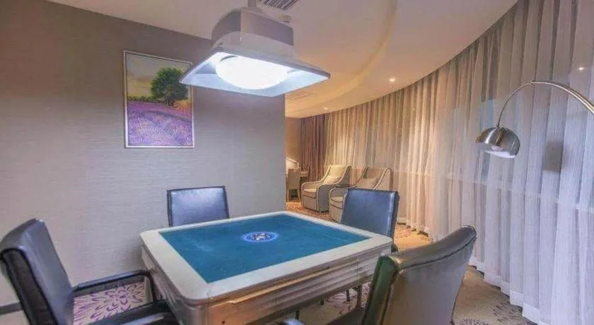 Lavande Hotel Wuhan Jianghan Road Subway Station