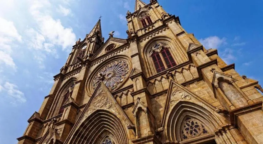 Lavande Hotel Guangzhou Shangxiajiu Pedestrian Street Hualin Temple Metro Station