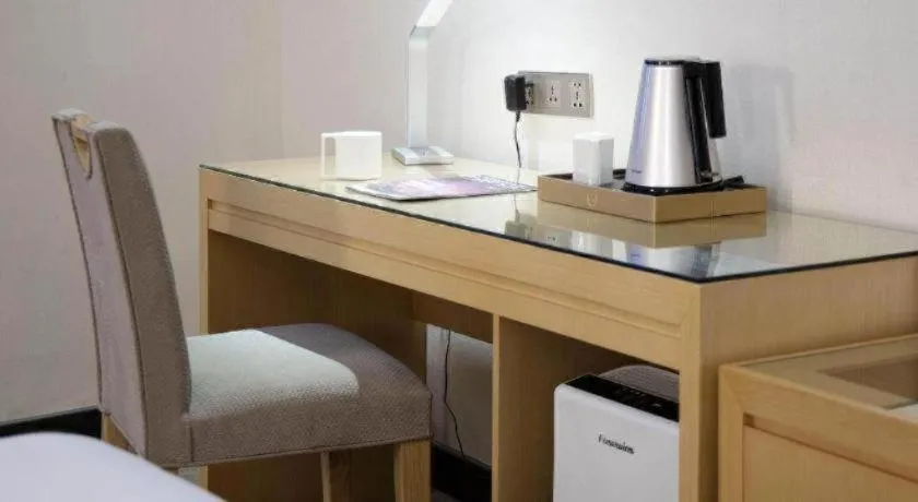 Lavande Hotel Guangzhou Shangxiajiu Pedestrian Street Hualin Temple Metro Station