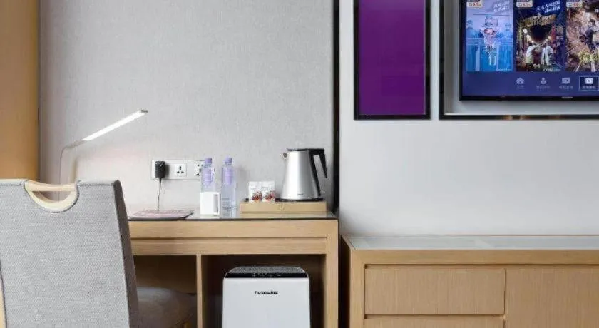 Lavande Hotel Guangzhou Shangxiajiu Pedestrian Street Hualin Temple Metro Station