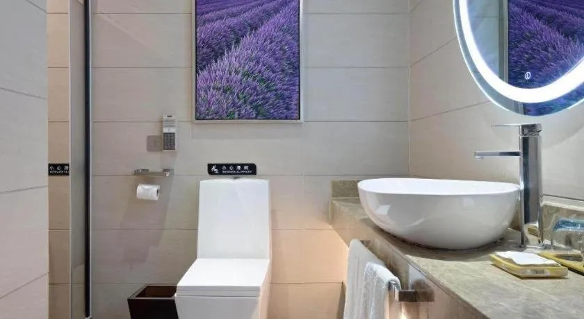 Lavande Hotel Guangzhou Shangxiajiu Pedestrian Street Hualin Temple Metro Station