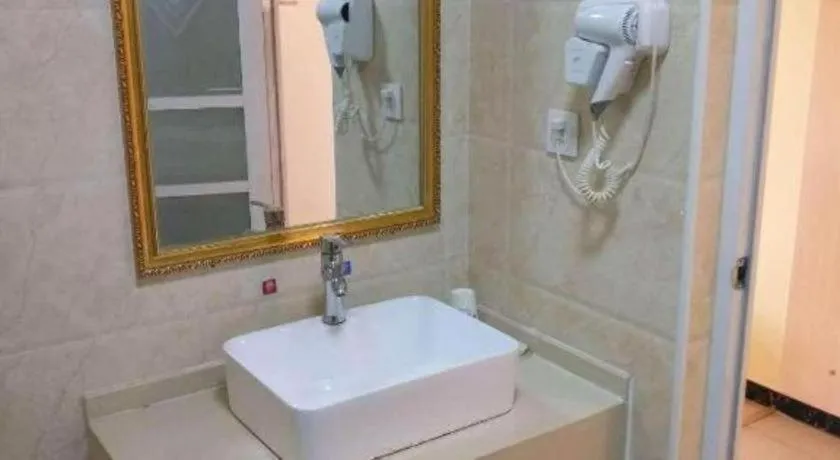 Pai Hotel Tianjin Binguan Metro Station Municipal Government