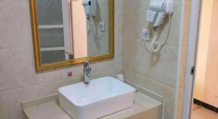 Pai Hotel Tianjin Binguan Metro Station Municipal Government