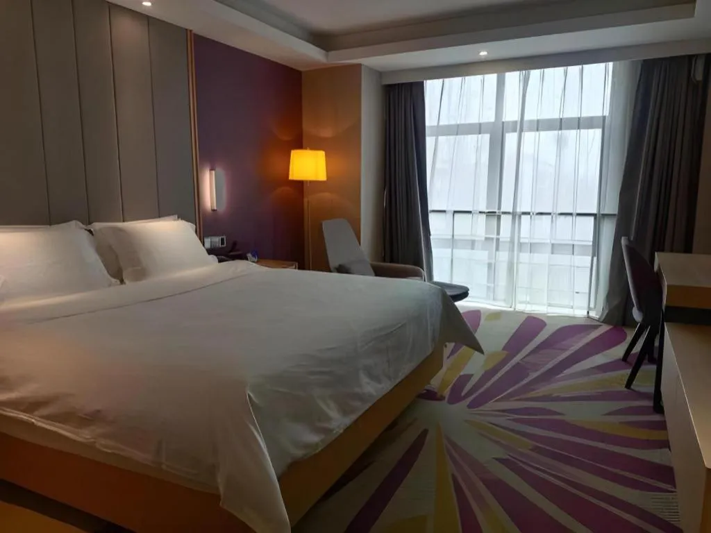 Bed in Lavande Hotel Beijing Olympic Village bird nest