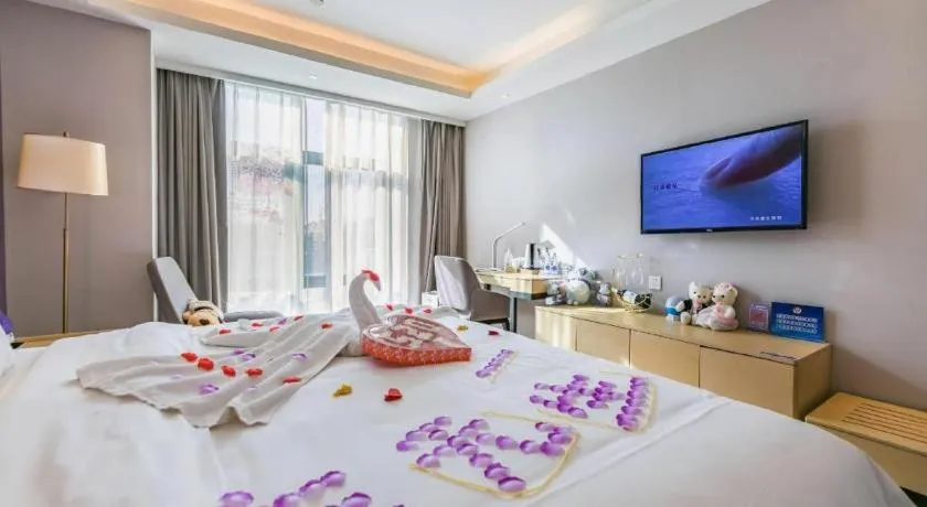 Bed in Lavande Hotel Beijing Olympic Village bird nest