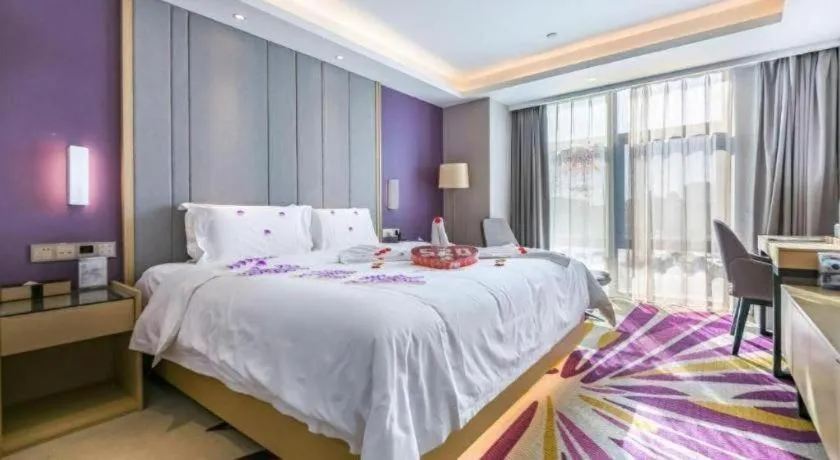 Bed in Lavande Hotel Beijing Olympic Village bird nest