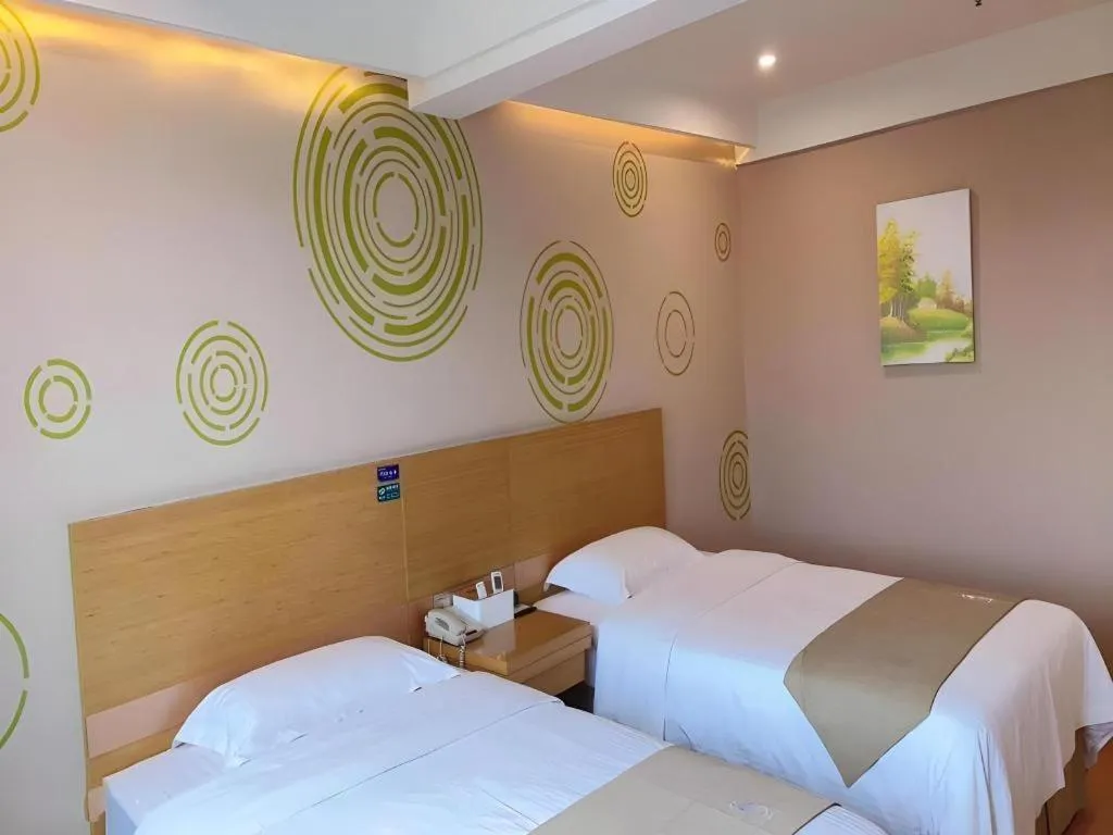 Bed in GreenTree Inn Xuancheng Jingxian Wannan First Street Express Hotel
