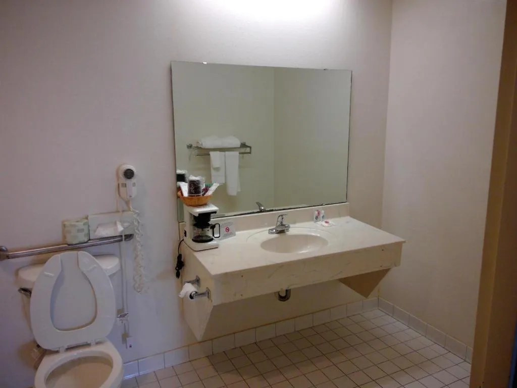 Americas Best Value Inn Kinston