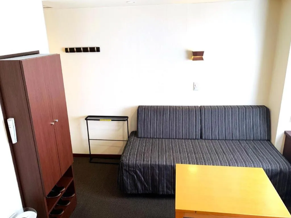 Bed in Hotel Suncity Ikebukuro