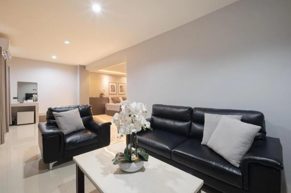 C2U Hotel Uthai Thani