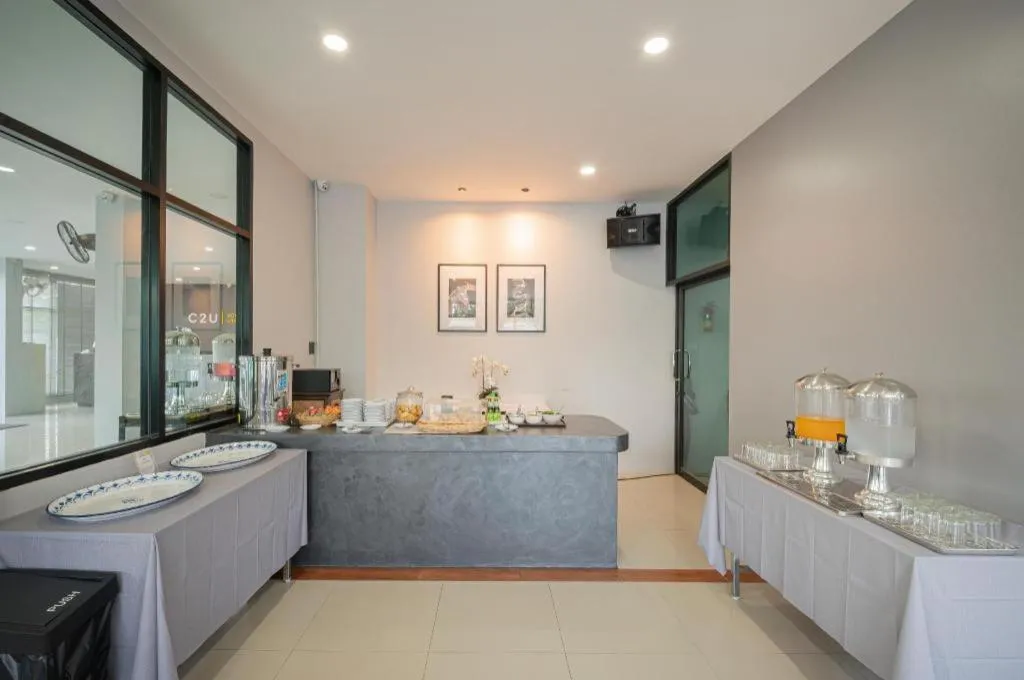 C2U Hotel Uthai Thani