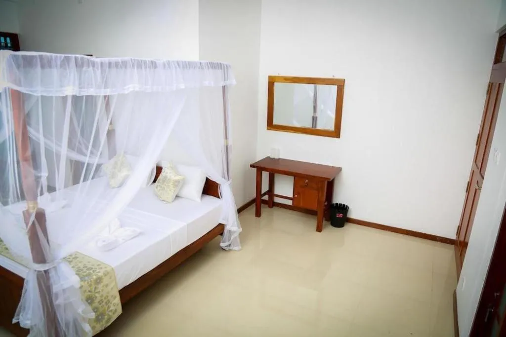 Bed in BV Residence Tangalla