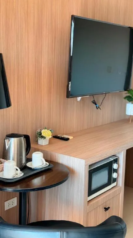 Home Place Lopburi Hotel