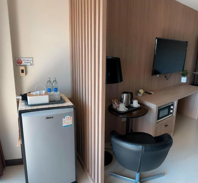 Home Place Lopburi Hotel