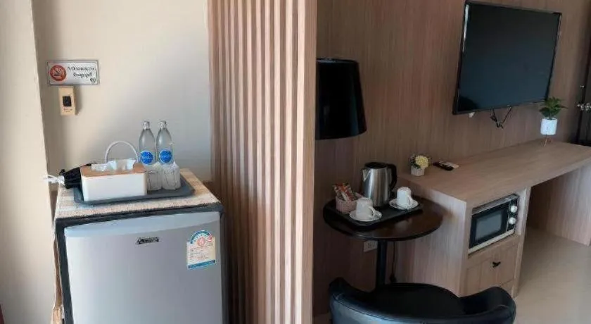 Home Place Lopburi Hotel