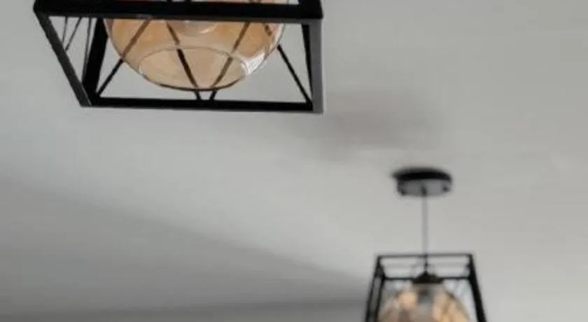 Home Place Lopburi Hotel