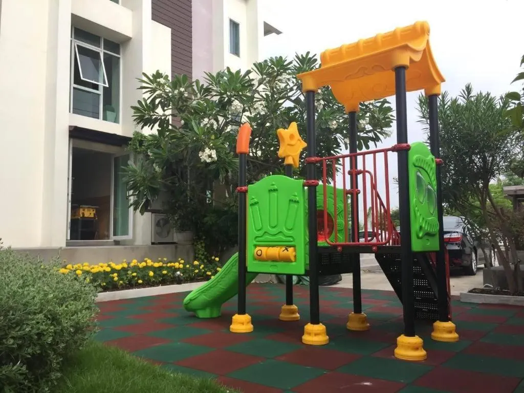 Home Place Lopburi Hotel