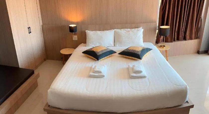Bed in Home Place Lopburi Hotel