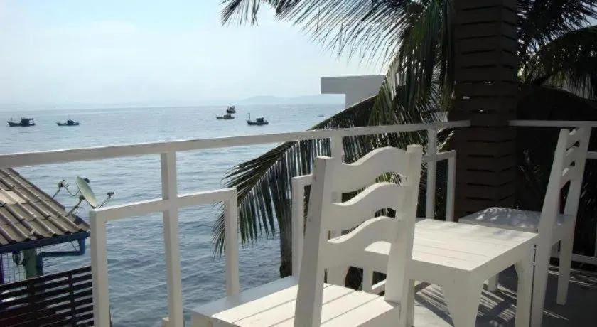 Sea beach Koh Larn 2 Hotel